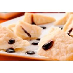 Acetaia Malpighi - Dark Truffle Dressing With Balsamic Vinegar Of Modena 7 Acetaia Malpighi - Dark Truffle Dressing With Balsamic Vinegar Of Modena -Food Series Store Fotolia 40544587 Subscription Monthly M 800x800 2