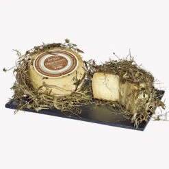 "Fenarolo" Cheese Affined In Hay 1.1 Lb