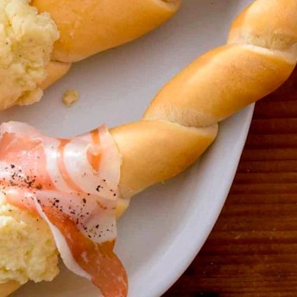 Treccia Ferrarese Bread 4 Treccia Ferrarese Bread - Image 2