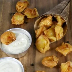 Traditional Italian Tortellini -Food Series Store tortellini fritti con crema al parmiggiano reggiano mysecretroom maria teresa calce2